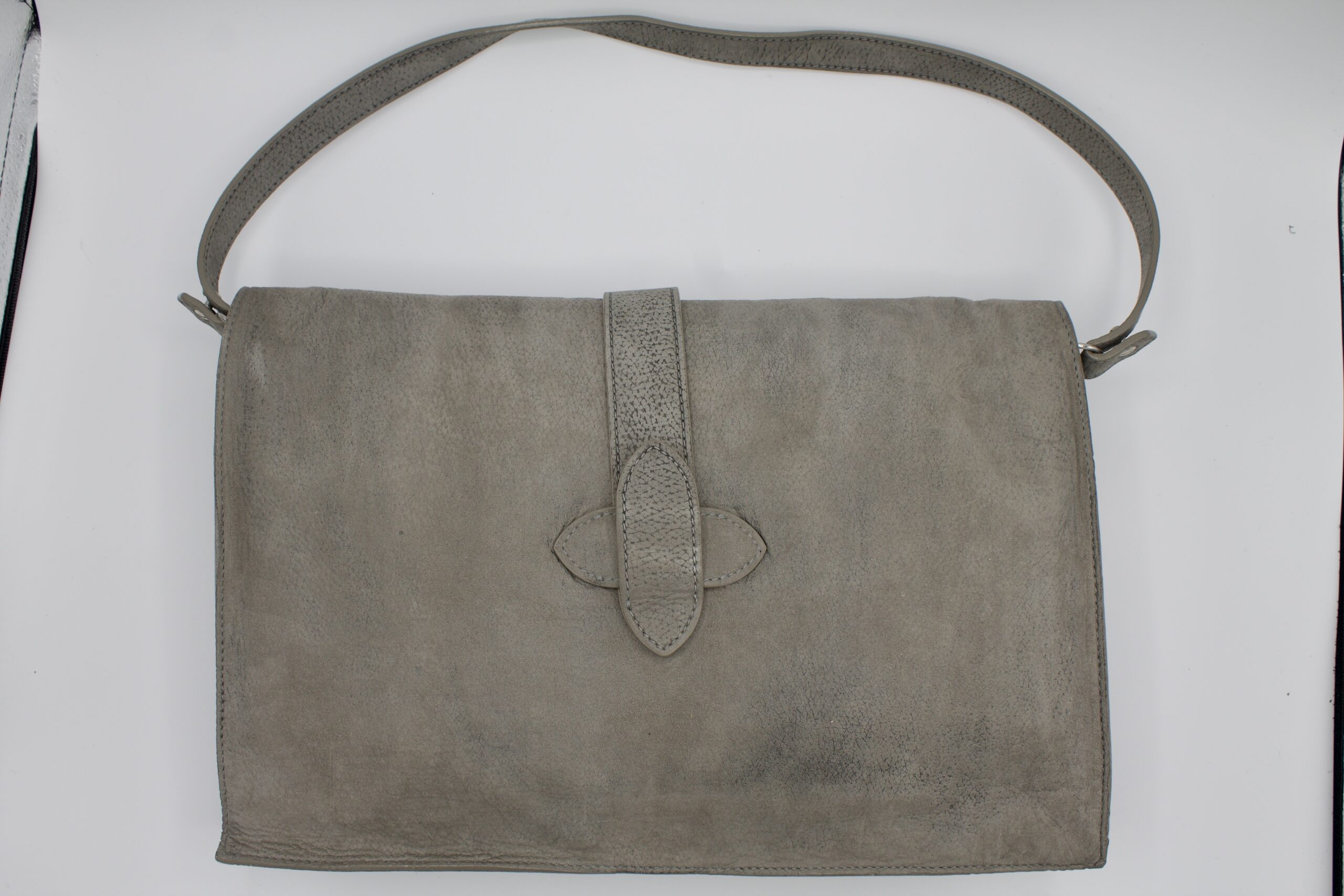 Borsa Old England grigia e marrone - taglio particolare - immagine 2