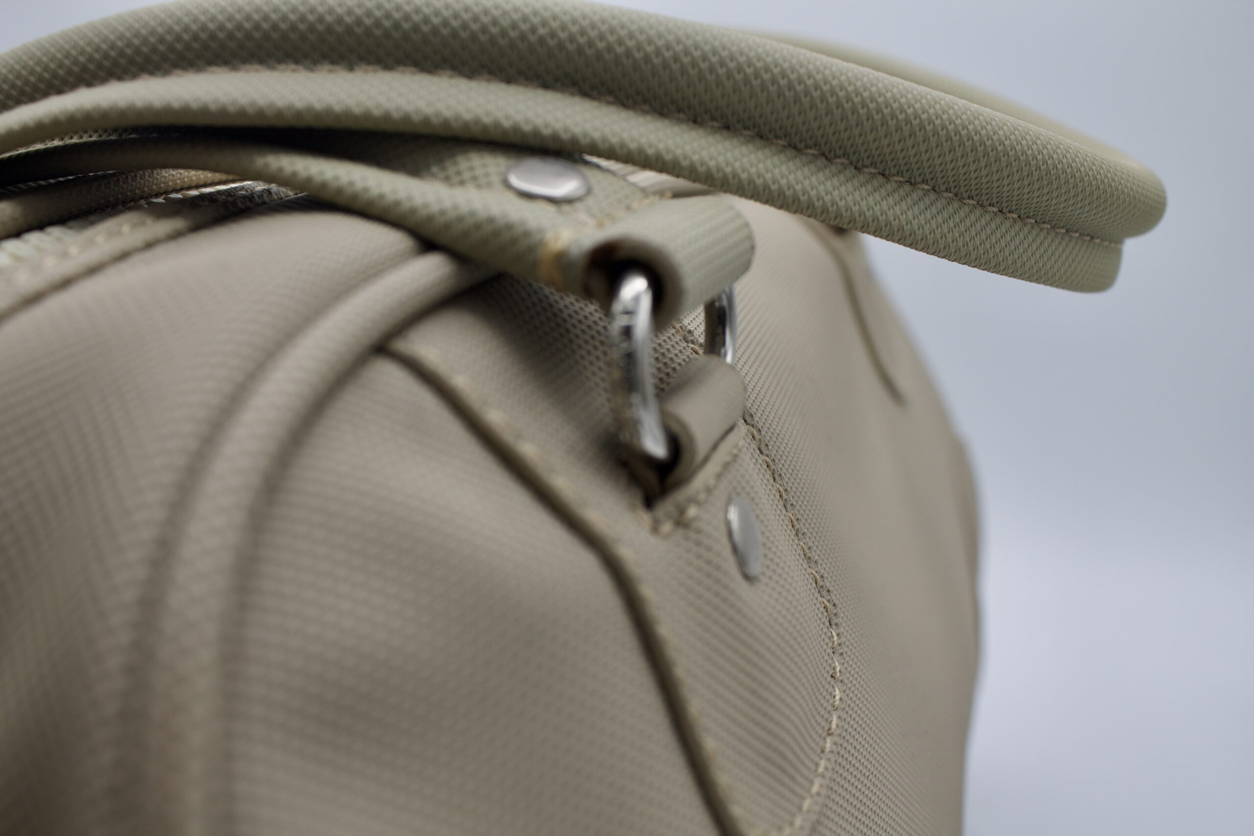 Borsa Lacoste beige - modello sportivo - immagine 7