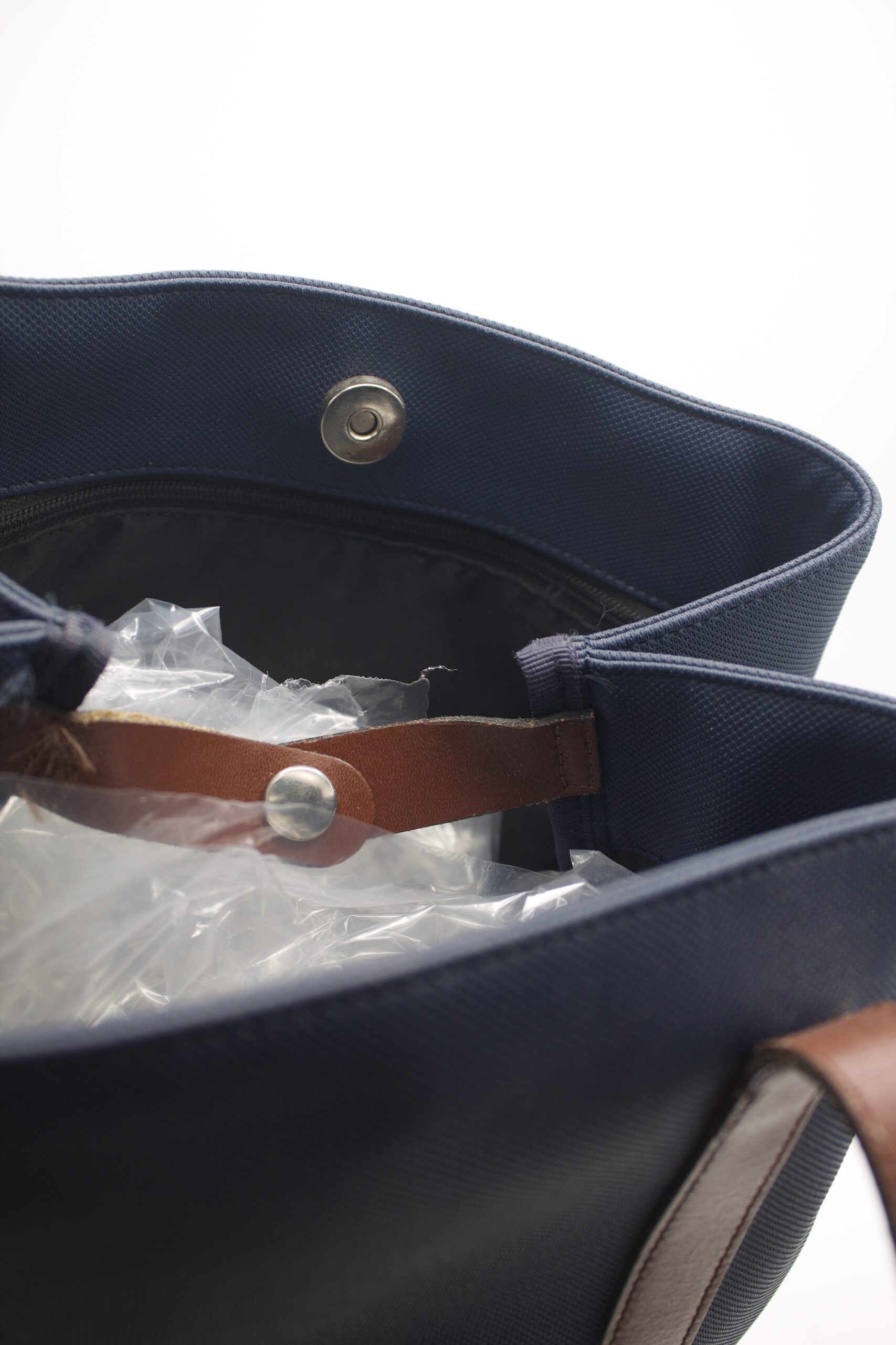 Borsa Lacoste a secchiello blu - immagine 5