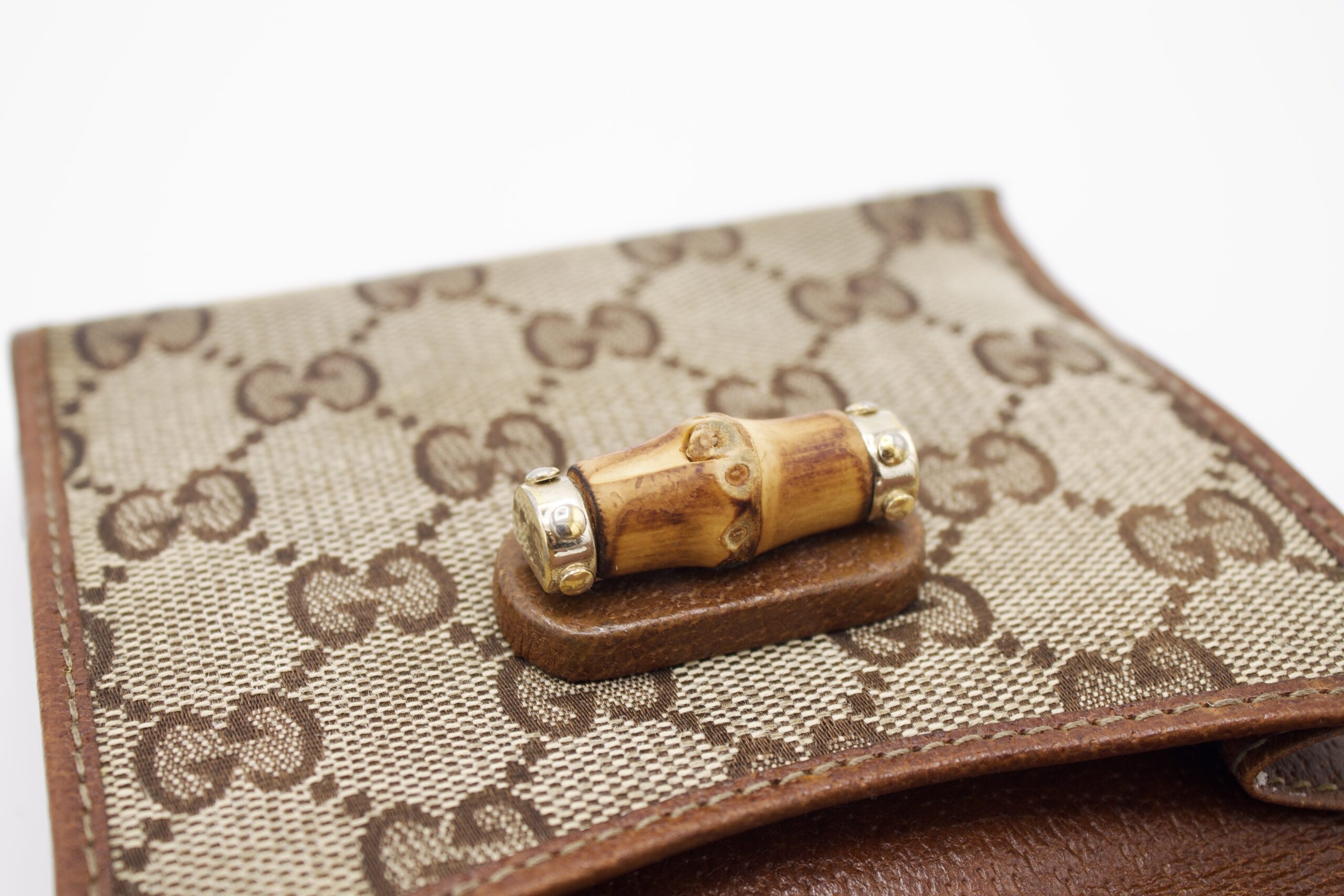 Portafoglio Gucci vintage con logo GG - immagine 12